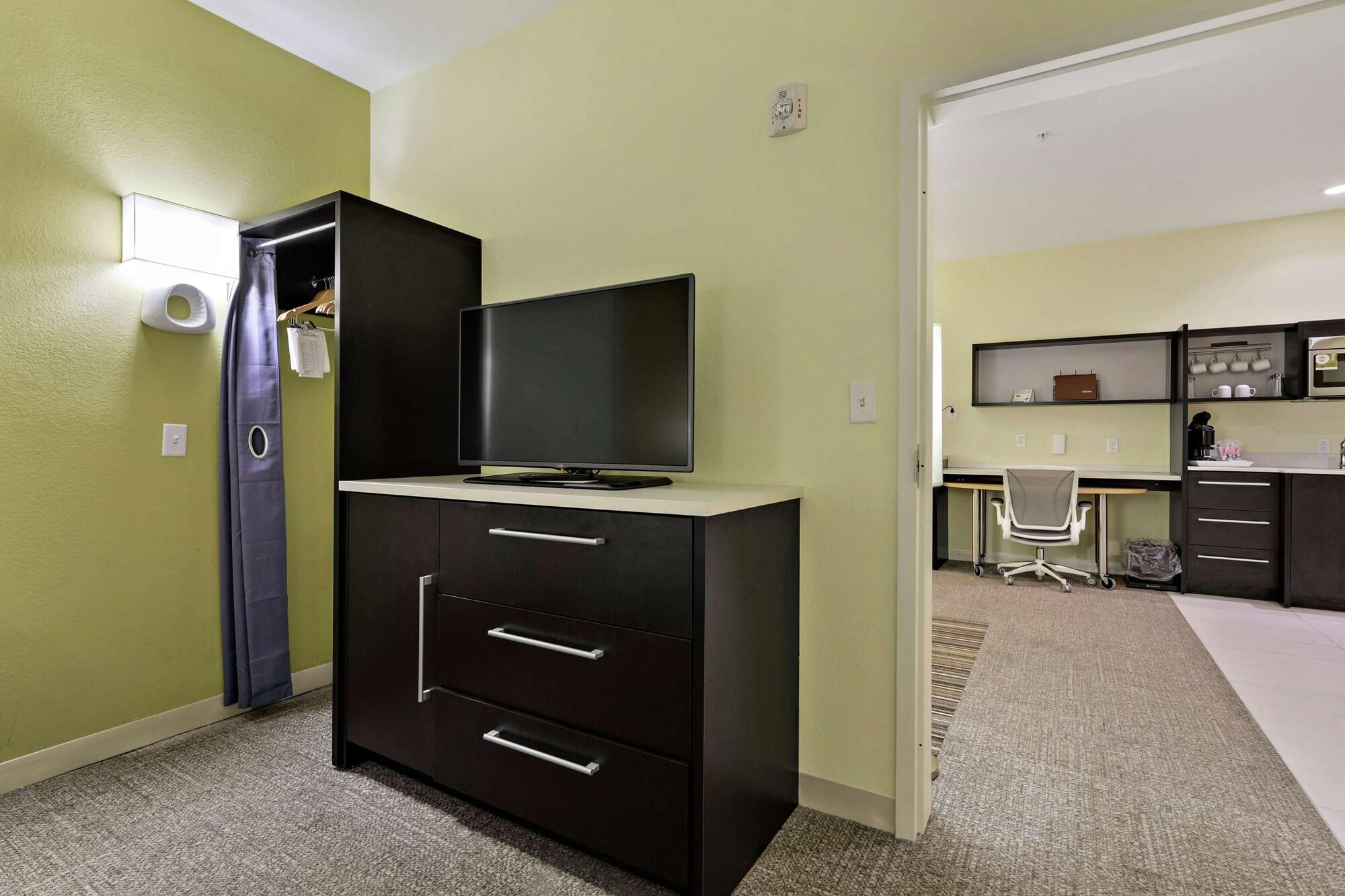 Home2 Suites By Hilton Gulfport I-10 מראה חיצוני תמונה