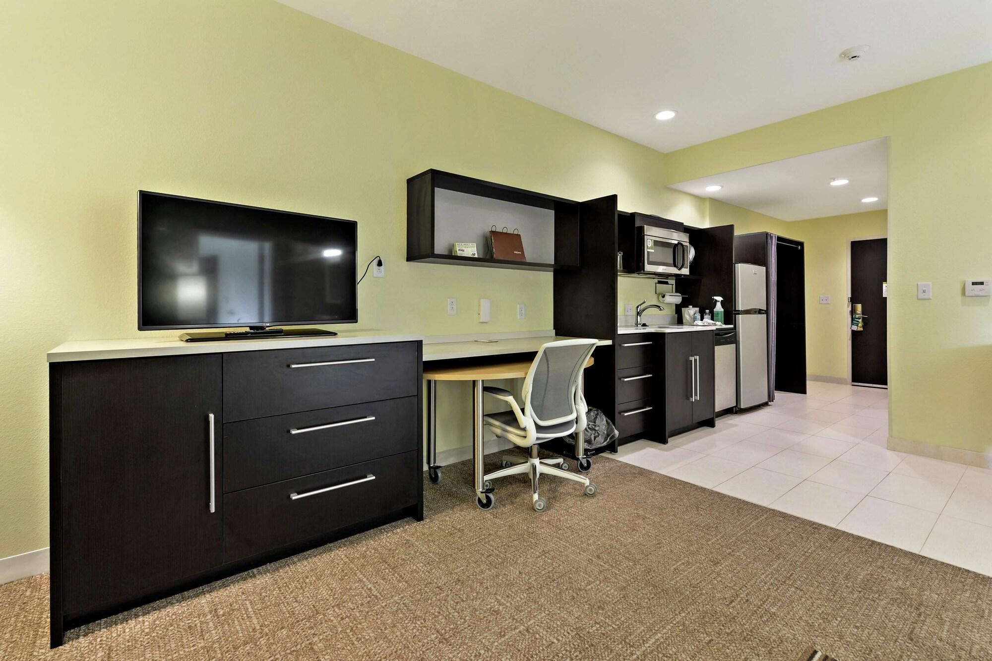 Home2 Suites By Hilton Gulfport I-10 מראה חיצוני תמונה