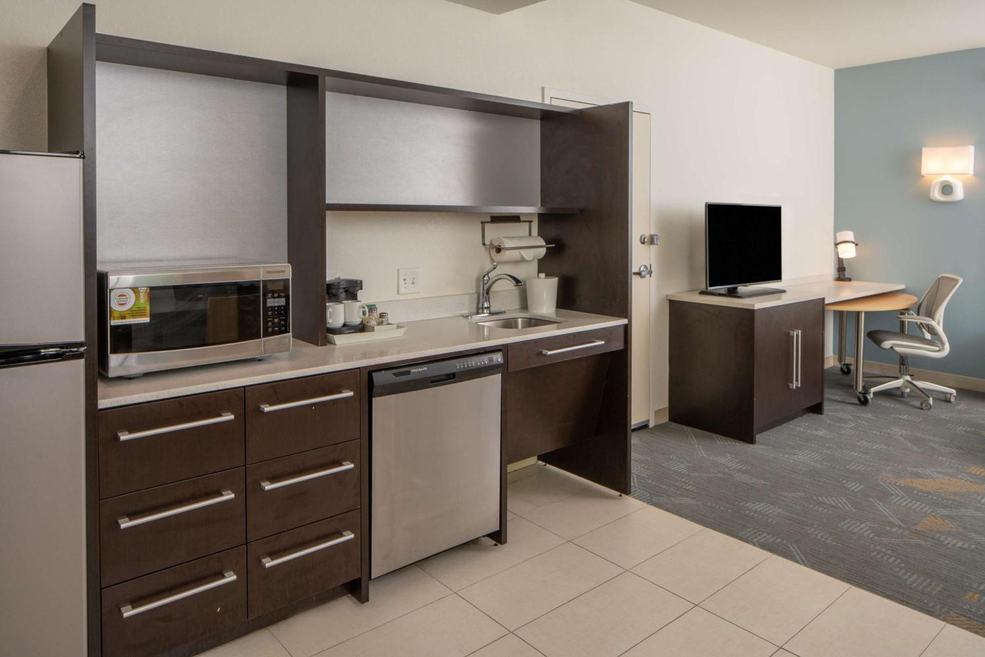 Home2 Suites By Hilton Gulfport I-10 מראה חיצוני תמונה