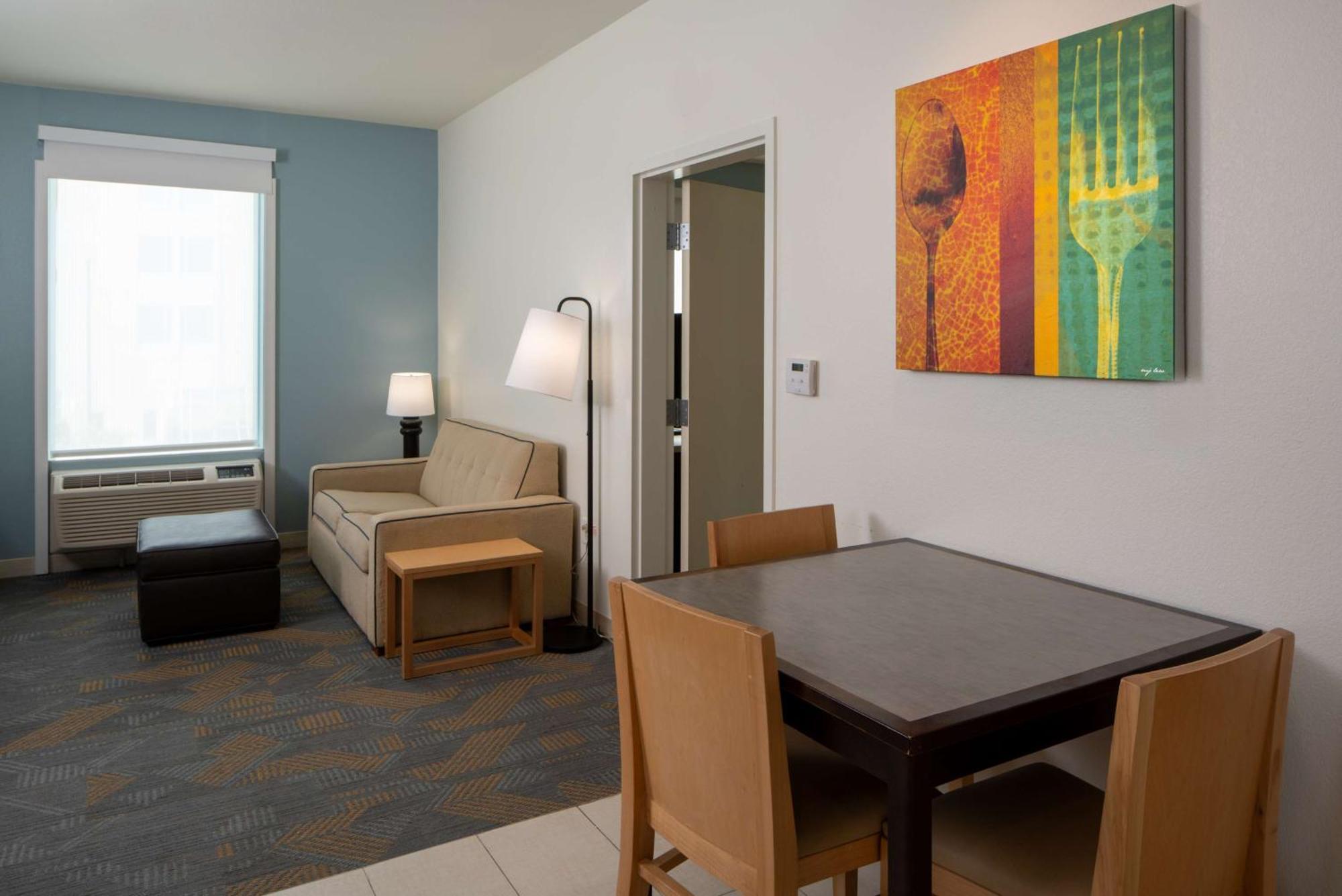 Home2 Suites By Hilton Gulfport I-10 מראה חיצוני תמונה